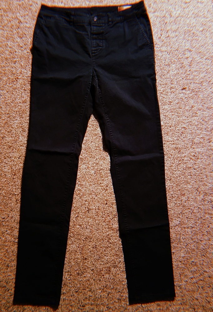 Chinos